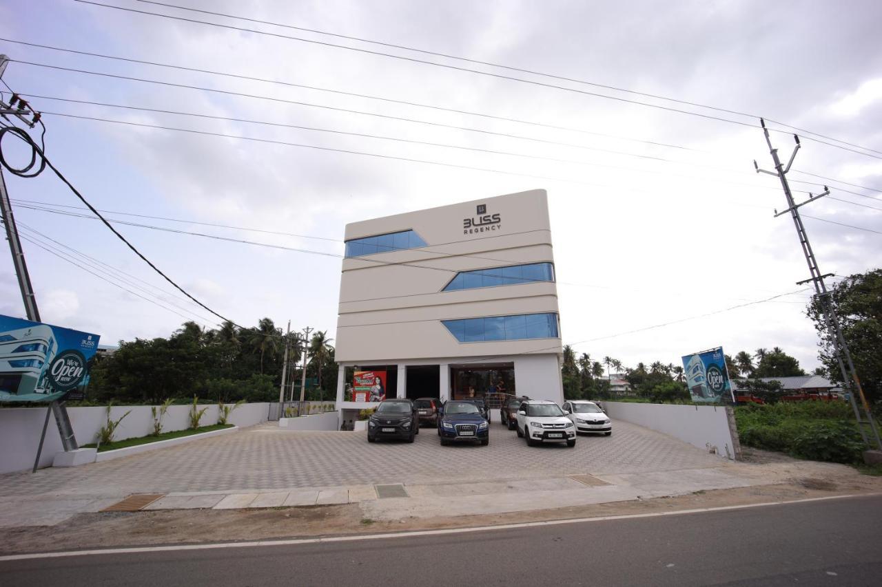 Bliss Regency Business Hotel Palakkad Exterior photo