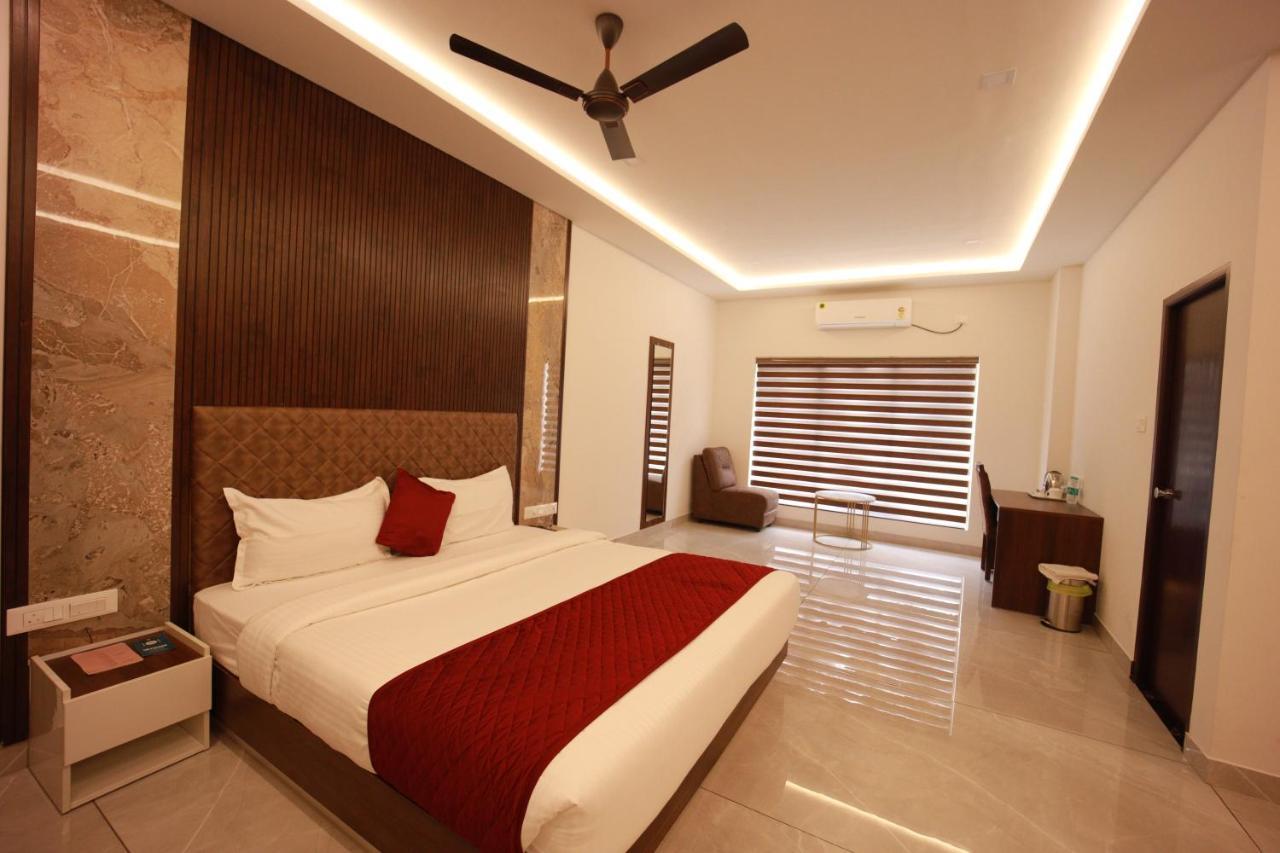 Bliss Regency Business Hotel Palakkad Exterior photo